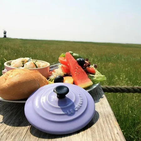 Coastal House Wremen Дом отдыха *